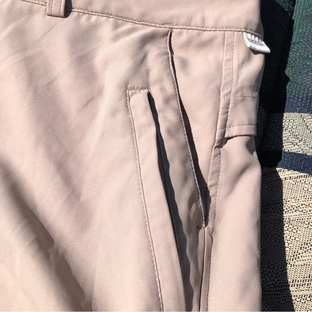 Magellan outdoor shorts size Small Beige - Picture 2 of 10